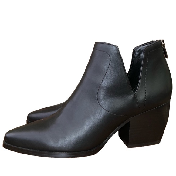 Vince Camuto Shoes - Vince Camuto Doralli black ankle boot bootie pointed heeled cowboy cowgirl